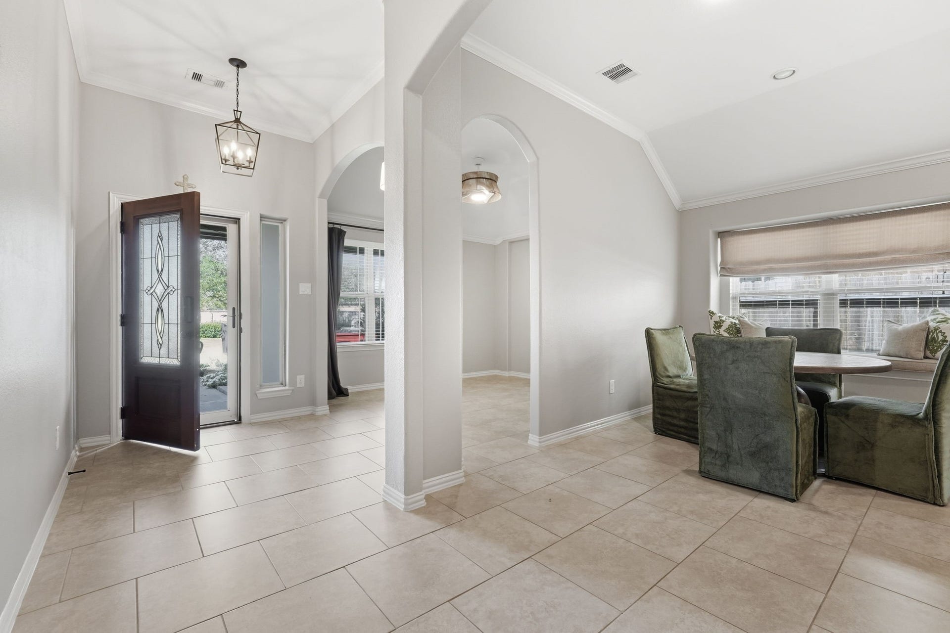 18014 Fernwood Bend Drive, Tomball, TX 77377 18014 Fernwood Bend Drive, Tomball, TX 77377