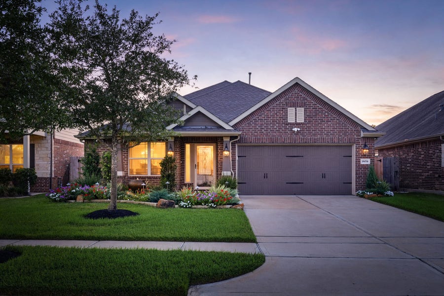 Property photo for 18014 Fernwood Bend Drive, Tomball, TX