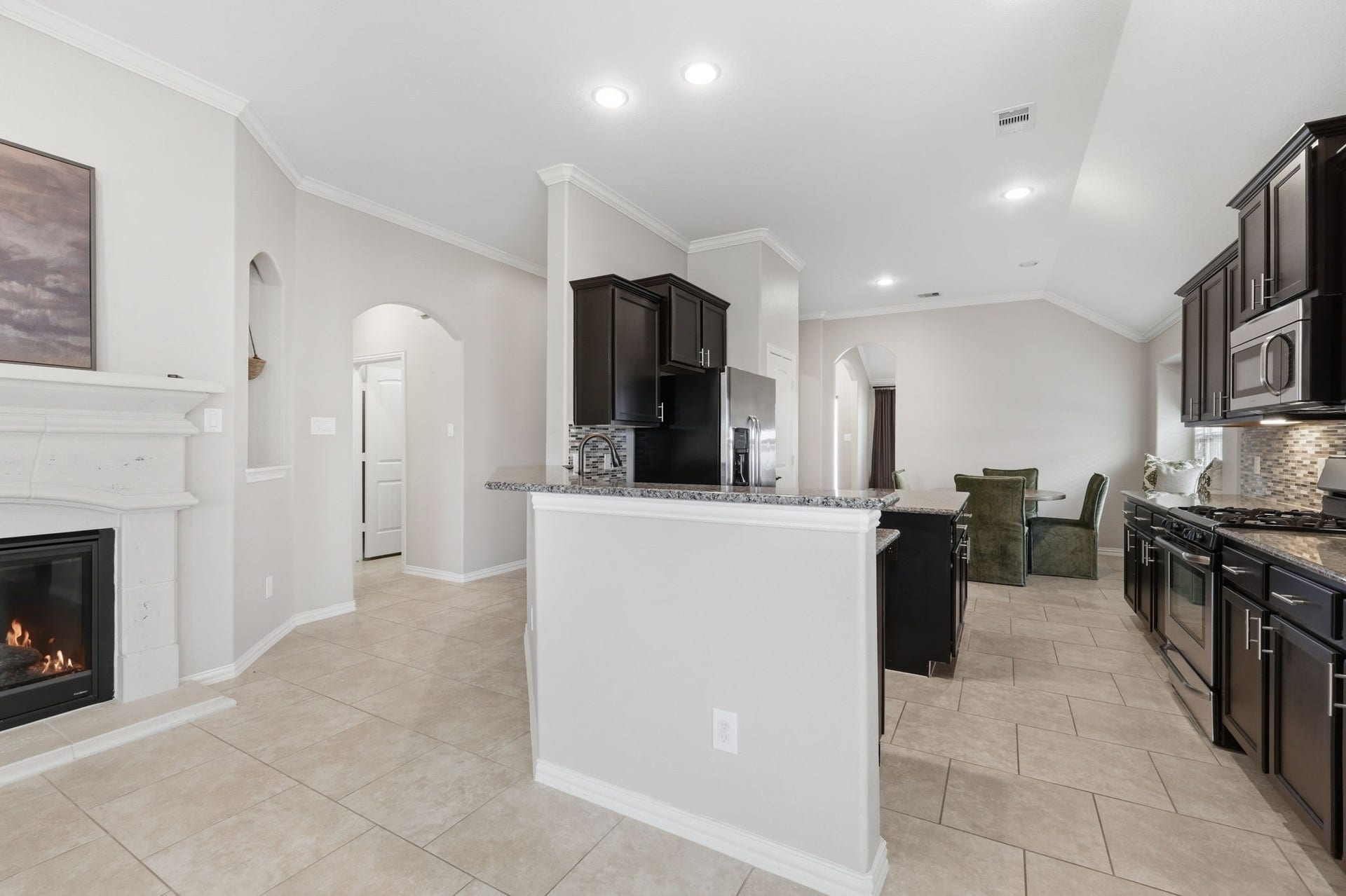 18014 Fernwood Bend Drive, Tomball, TX 77377 18014 Fernwood Bend Drive, Tomball, TX 77377