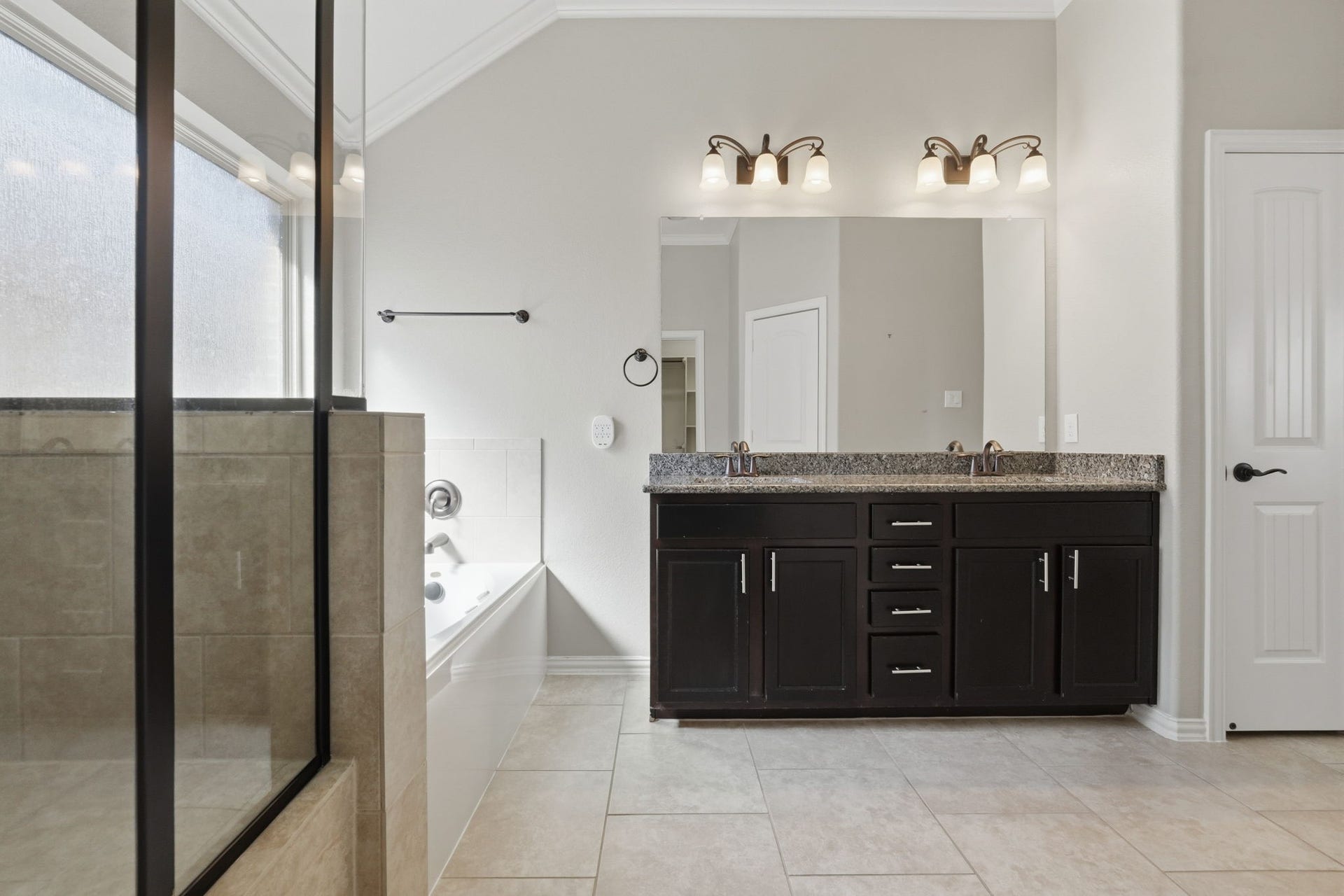 18014 Fernwood Bend Drive, Tomball, TX 77377 18014 Fernwood Bend Drive, Tomball, TX 77377