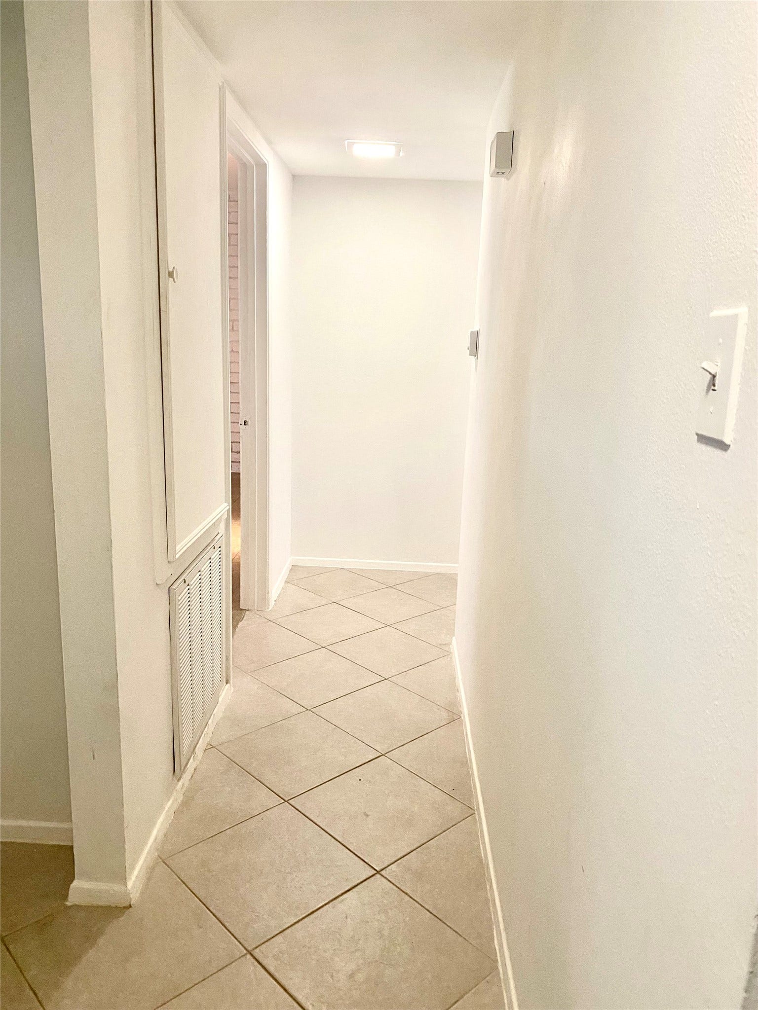 7381 Cook Road, Houston, TX 77072 7381 Cook Road, Houston, TX 77072