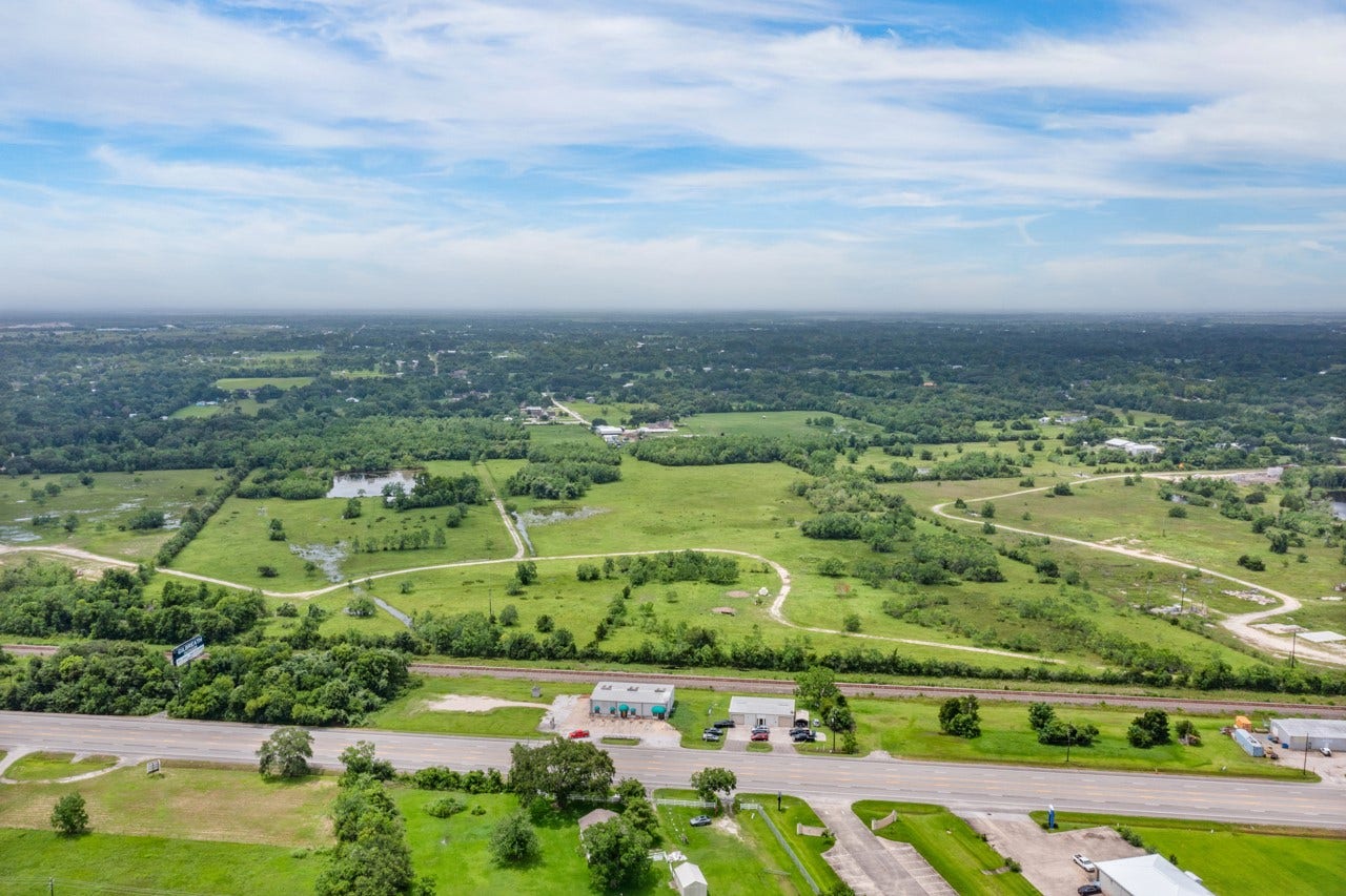 10935 Highway 6, Hitchcock, TX 77510 10935 Highway 6, Hitchcock, TX 77510