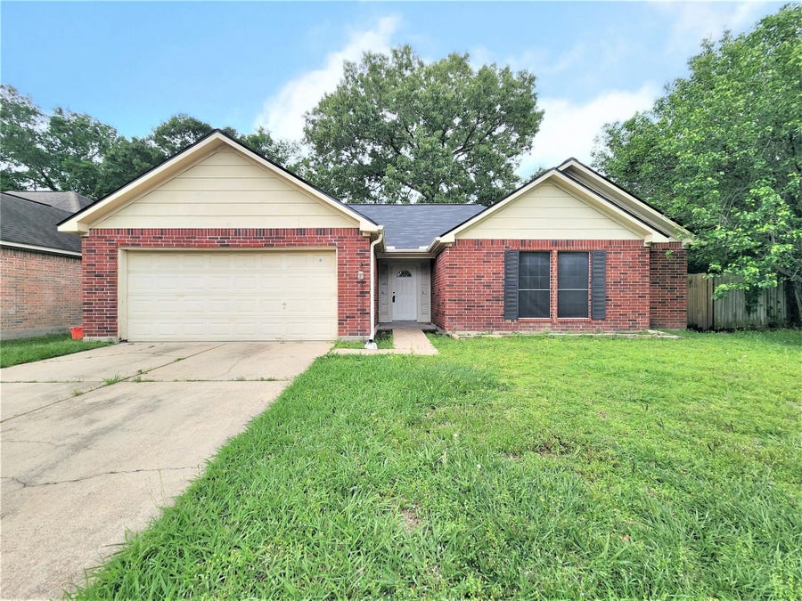 Property photo for 5819 Flower Gate Drive, Spring, TX