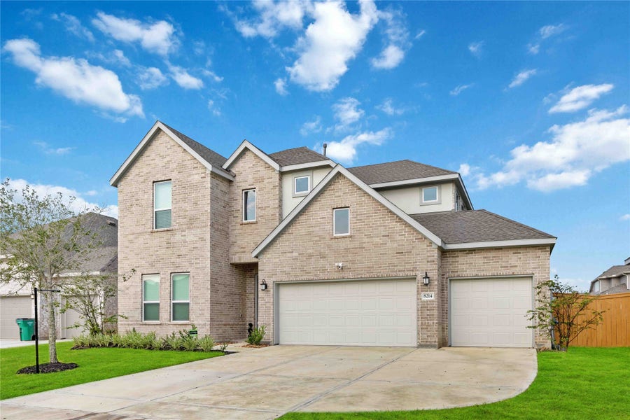 Property photo for 8214 Bristol Diamond Drive, Rosharon, TX