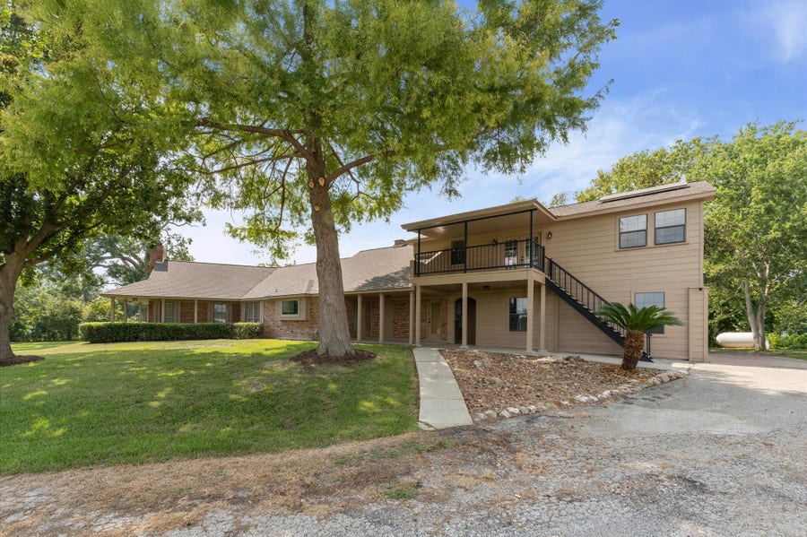 Property photo for 1101 Baker Road, Rosenberg, TX