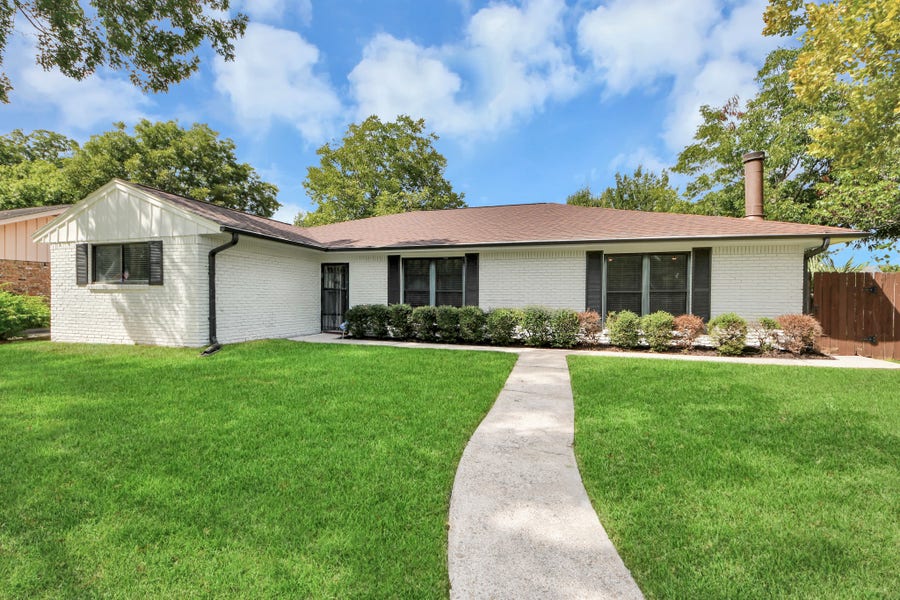 Property photo for 3314 Tanglewilde Street, Houston, TX