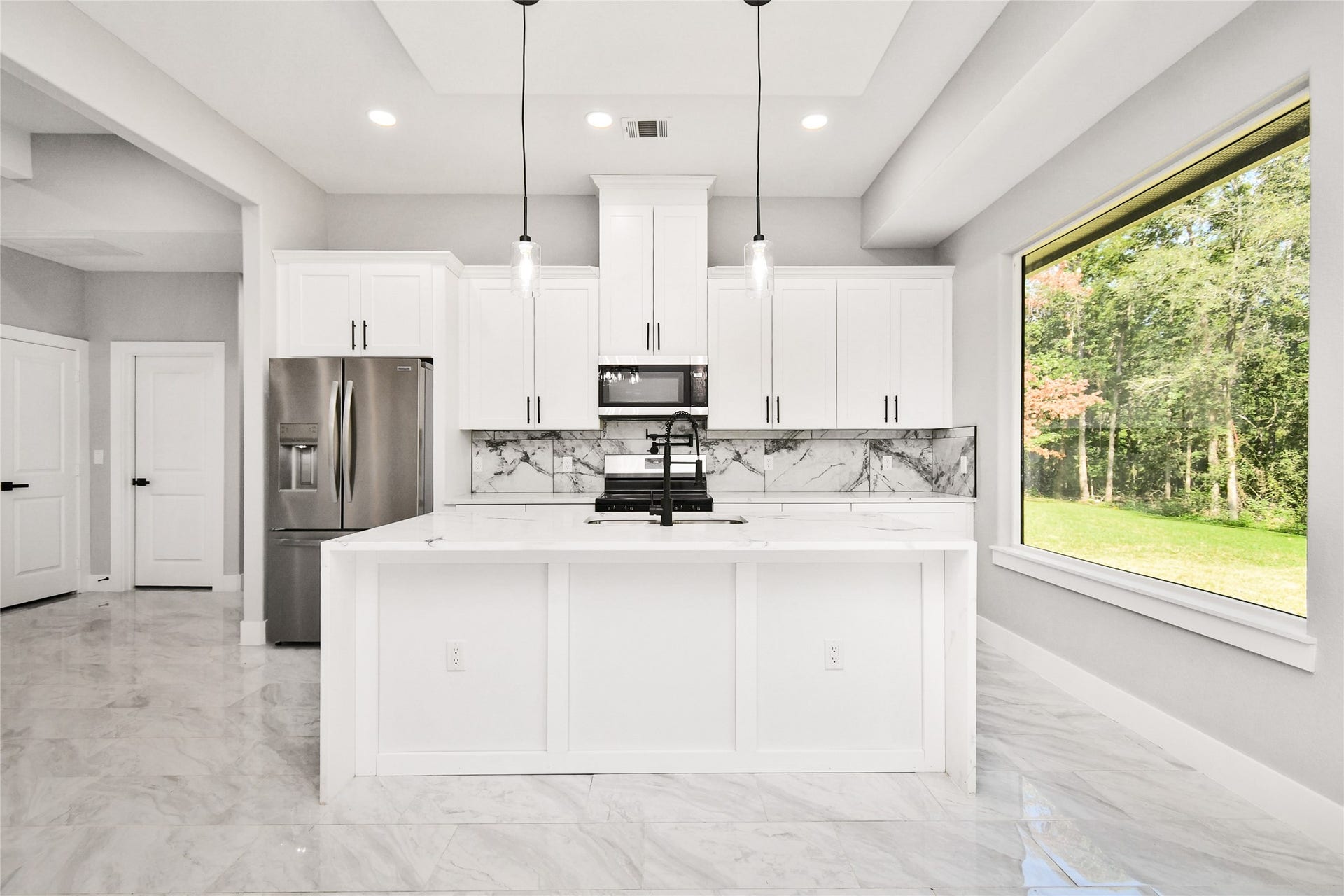 3575 Roy Bean Road, Willis, TX 77378