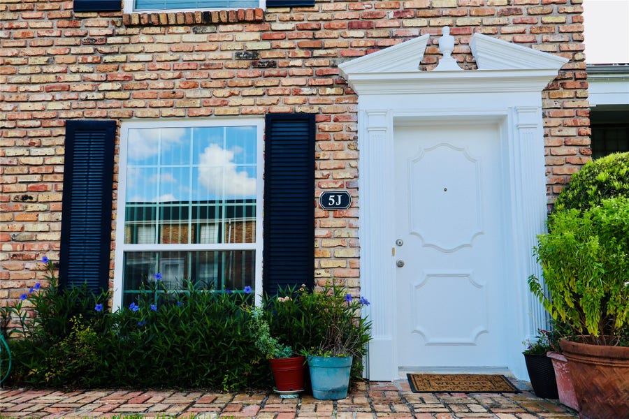 Property photo for 2201 Fountain View Drive, #5J, Houston, TX