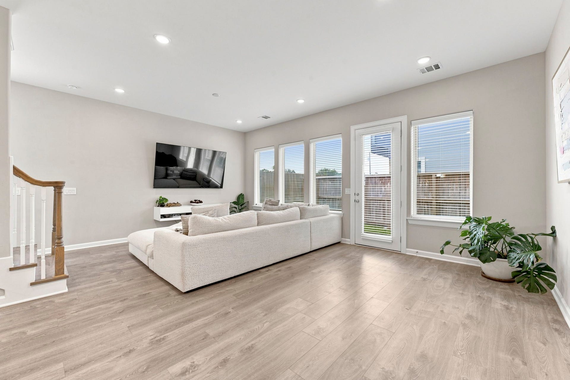 6020 T C Jester Boulevard, Houston, TX 77091 6020 T C Jester Boulevard, Houston, TX 77091