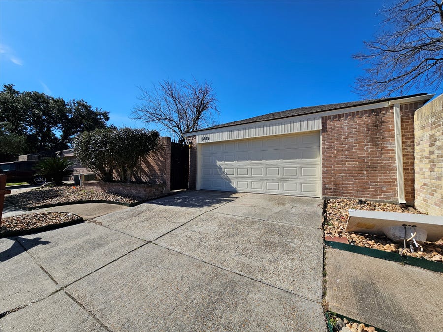 Property photo for 8319 Wind Veil Drive, Houston, TX