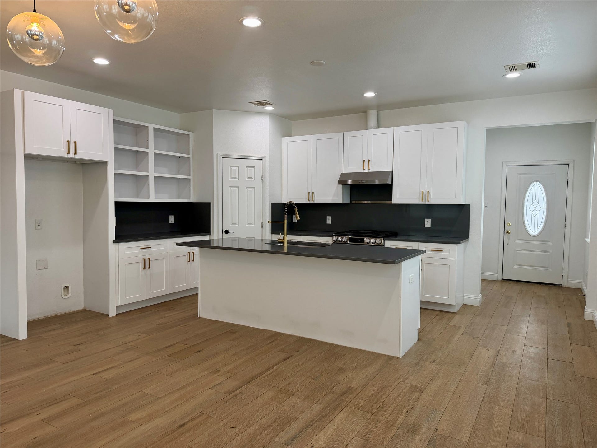 4126 Dorchester Street, Houston, TX 77016