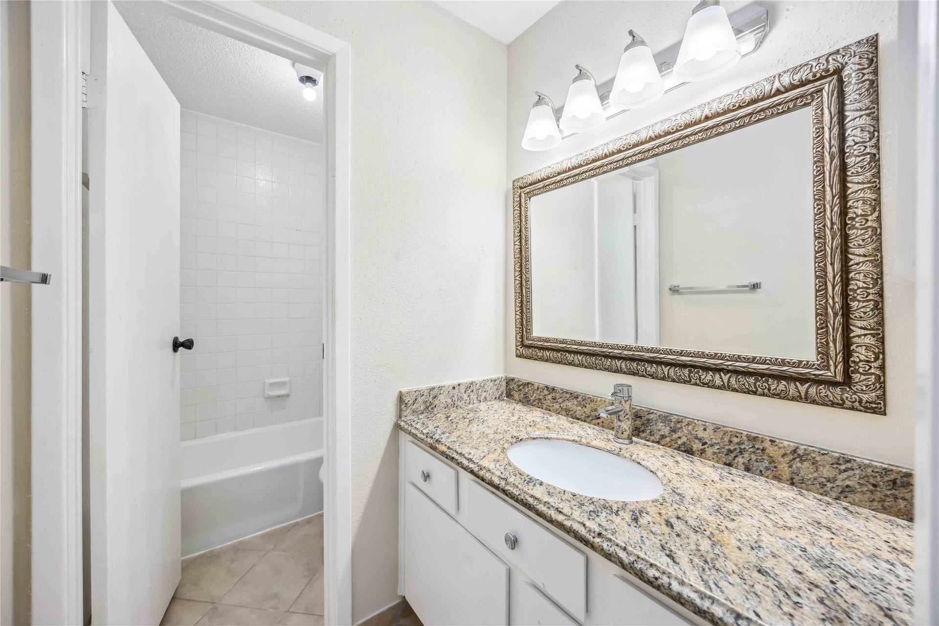 17814 Kings Park Lane, Houston, TX 77058 17814 Kings Park Lane, Houston, TX 77058