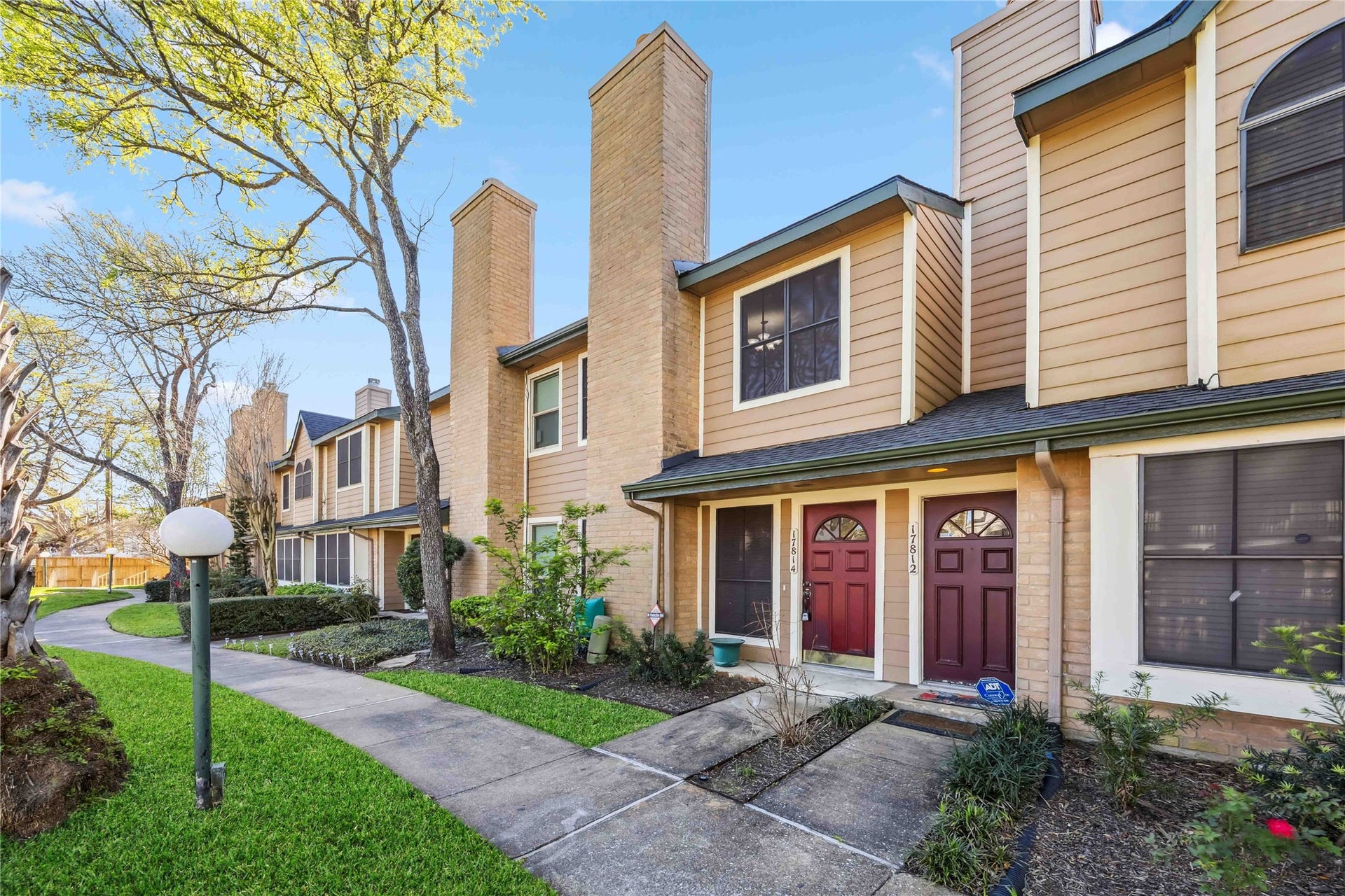 17814 Kings Park Lane, Houston, TX 77058 17814 Kings Park Lane, Houston, TX 77058