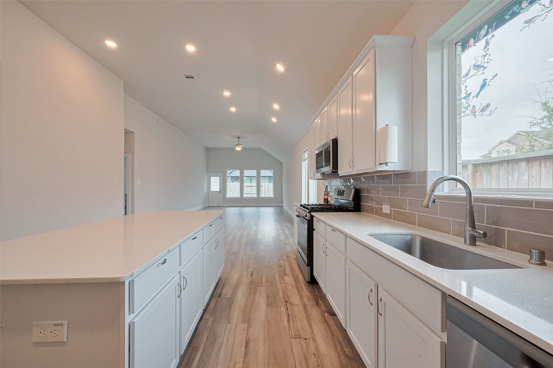 200 Catalina Cove Drive, Katy, TX 77493 200 Catalina Cove Drive, Katy, TX 77493
