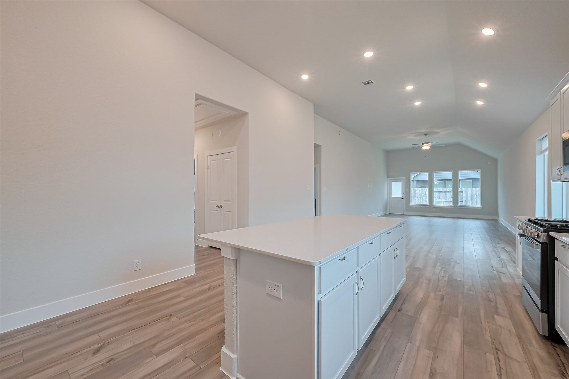 200 Catalina Cove Drive, Katy, TX 77493 200 Catalina Cove Drive, Katy, TX 77493