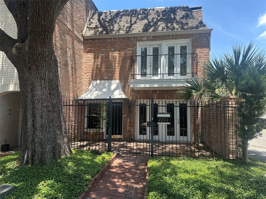 Property photo for 2202 Welch Street, Houston, TX