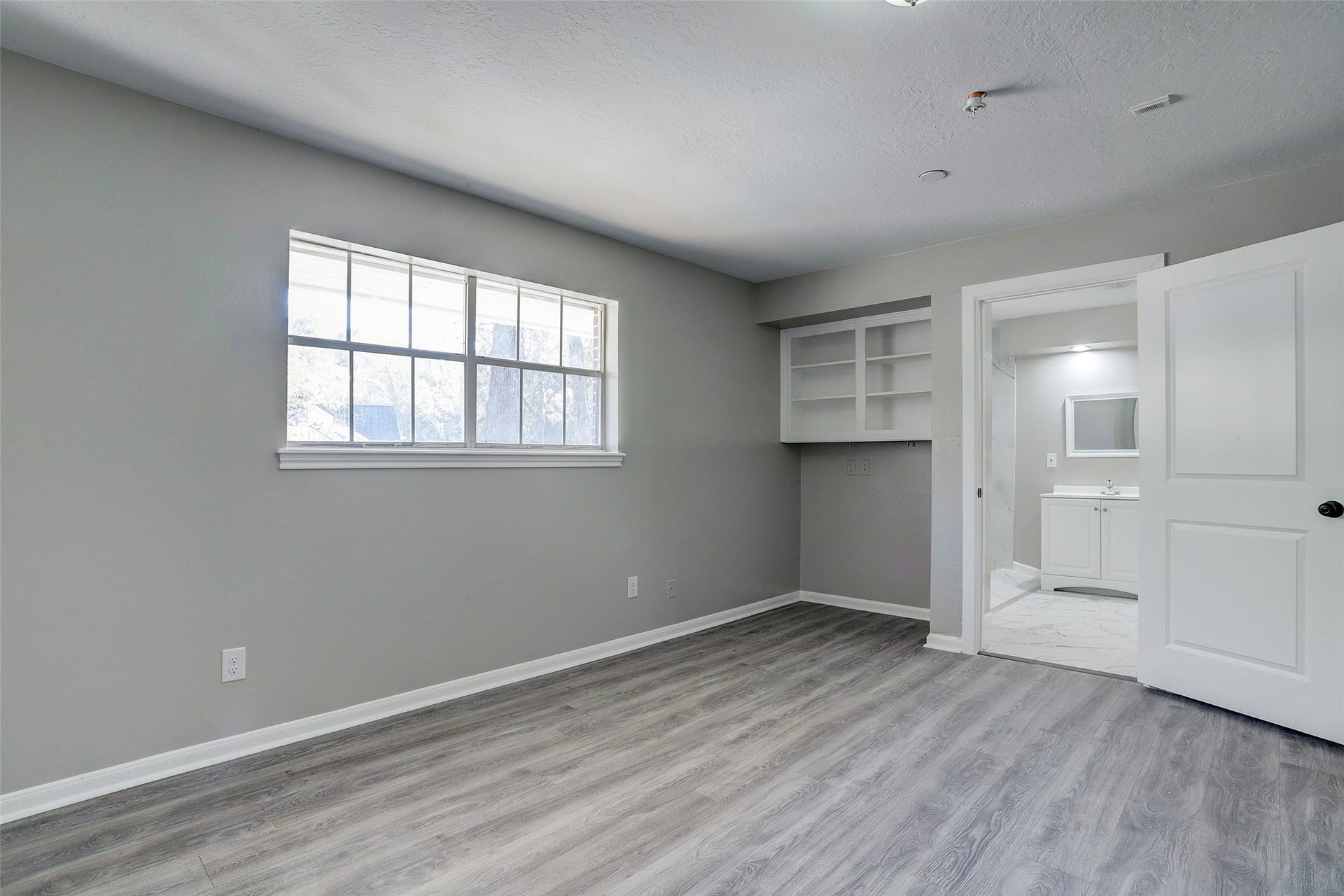 200 Broken Bough Lane, Conroe, TX 77304 200 Broken Bough Lane, Conroe, TX 77304