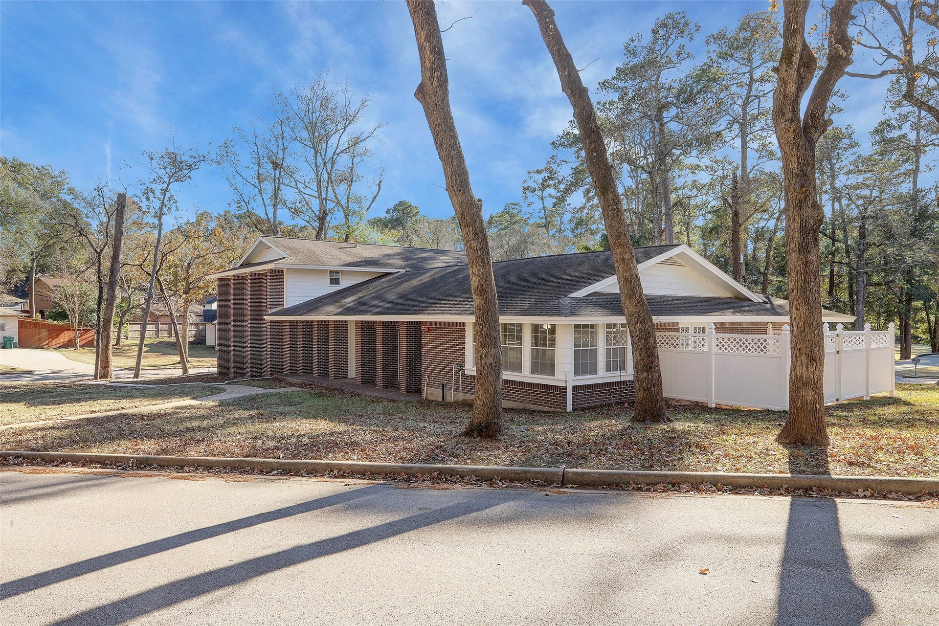 200 Broken Bough Lane, Conroe, TX 77304 200 Broken Bough Lane, Conroe, TX 77304