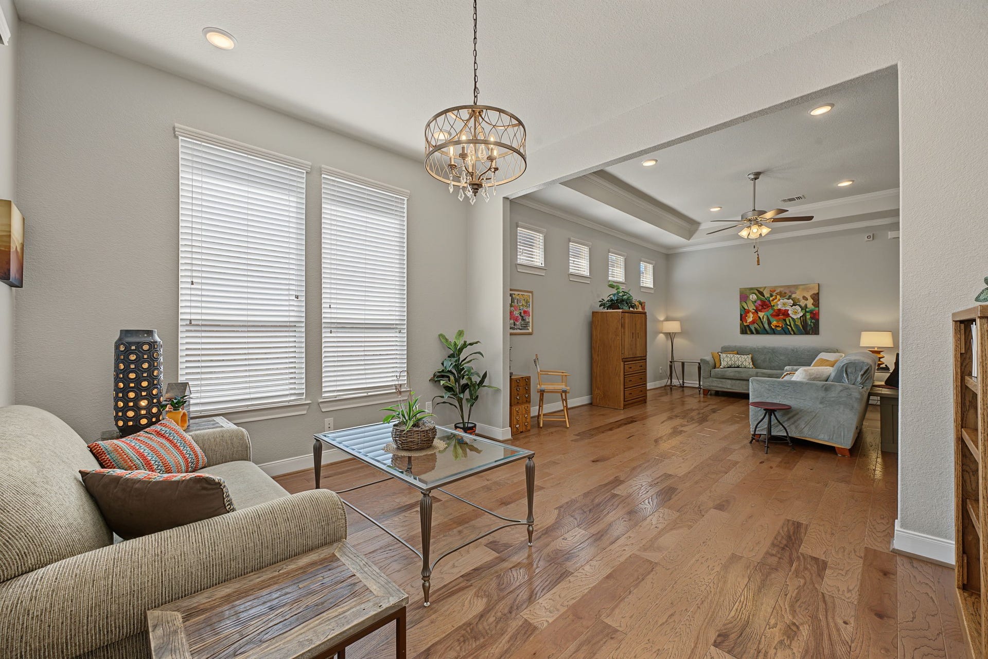 229 Percheron Drive, Spring, TX 77382 This Sunroom is a great extension to the Family Room with its own defined area. Approx 13' x 11'.