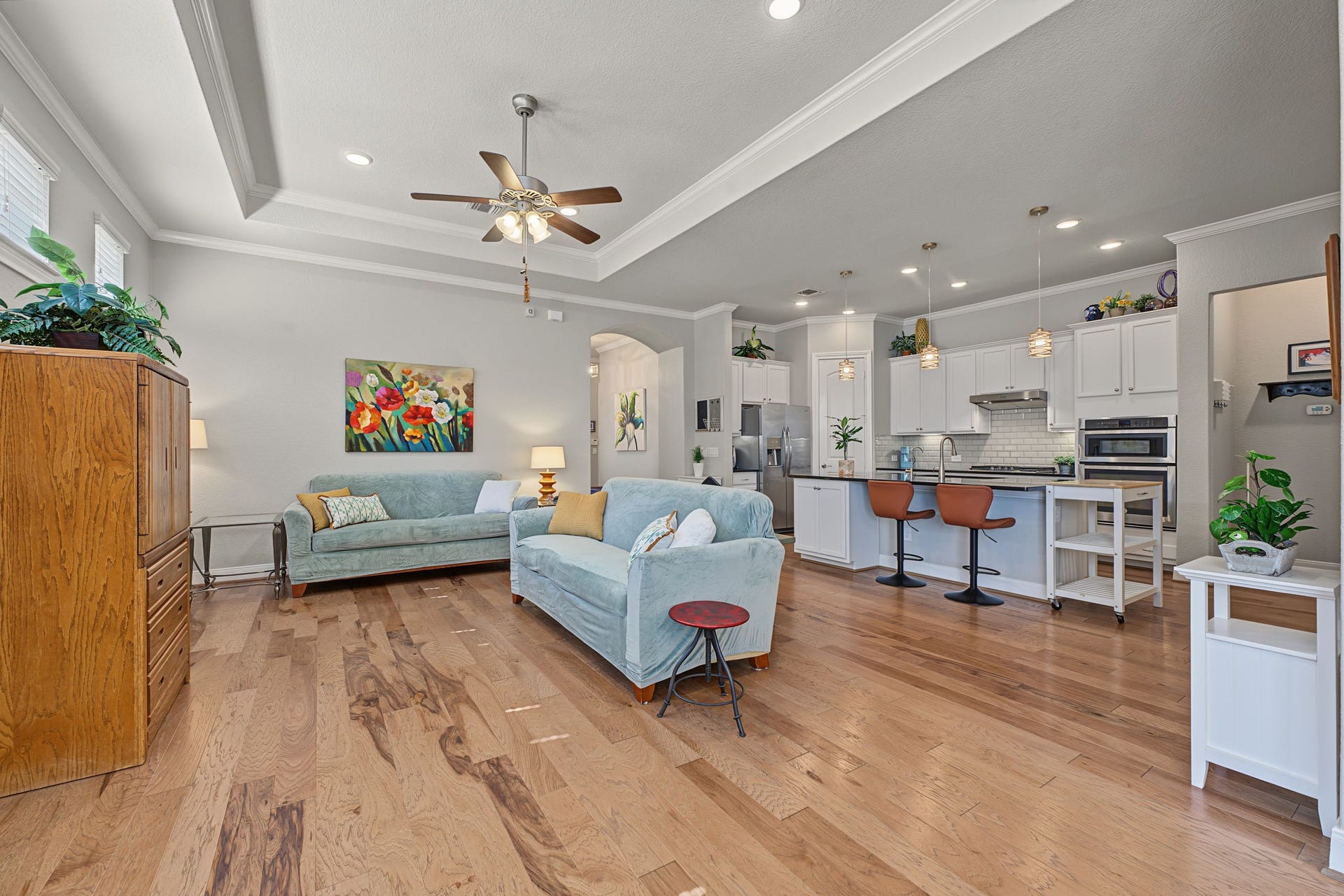 229 Percheron Drive, Spring, TX 77382 The Family Room is just off the Kitchen and is approx 19' x 13' with 11' tall ceilings in the middle.