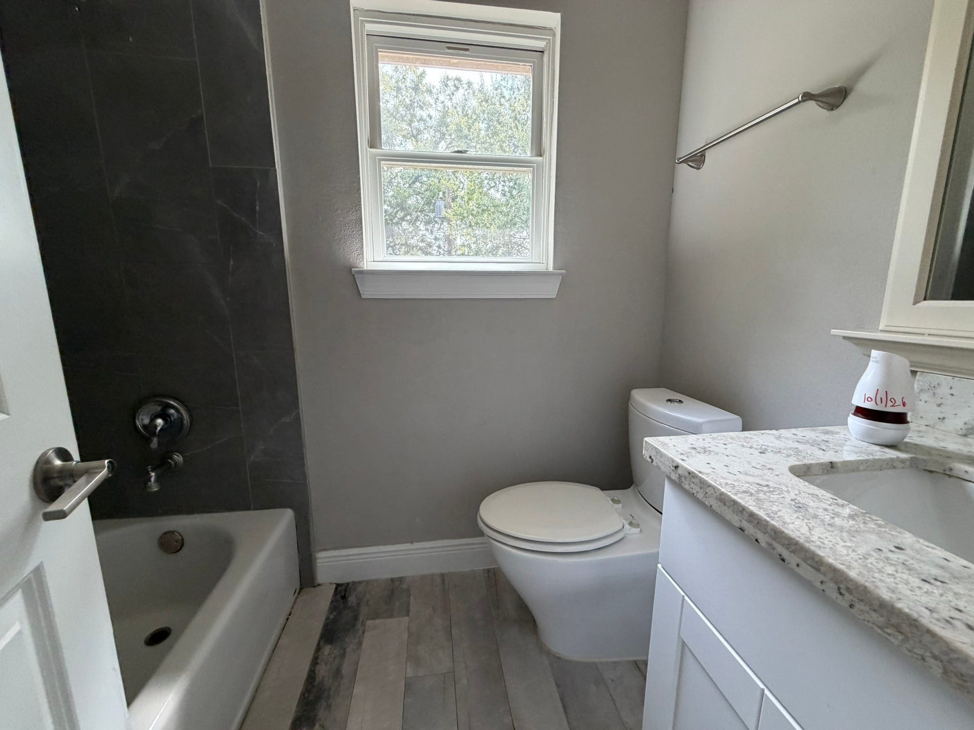 1004 Bonnie Street, South Houston, TX 77587 1004 Bonnie Street, South Houston, TX 77587