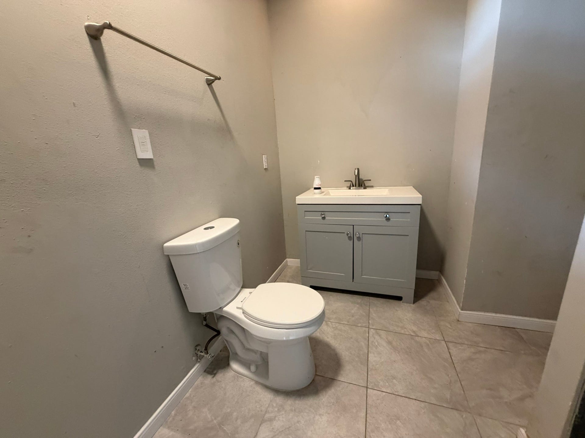 1004 Bonnie Street, South Houston, TX 77587 1004 Bonnie Street, South Houston, TX 77587