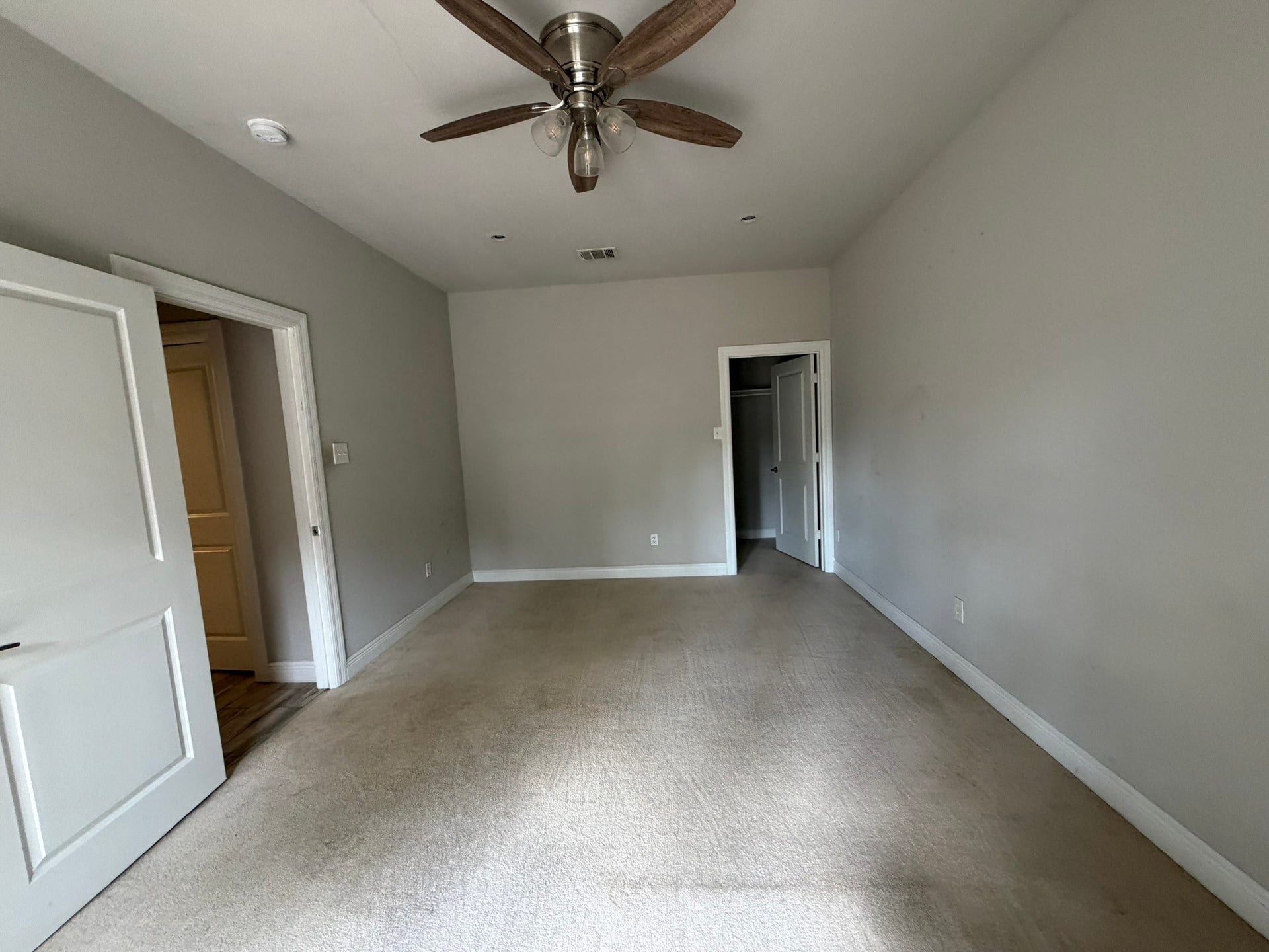 1004 Bonnie Street, South Houston, TX 77587 1004 Bonnie Street, South Houston, TX 77587