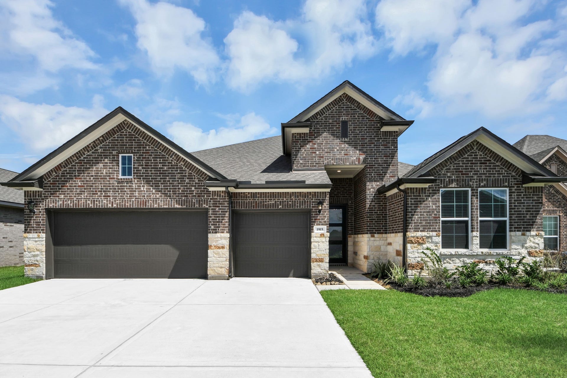 1915 Tioga View Drive, Rosharon, TX 77583 1915 Tioga View Drive, Rosharon, TX 77583