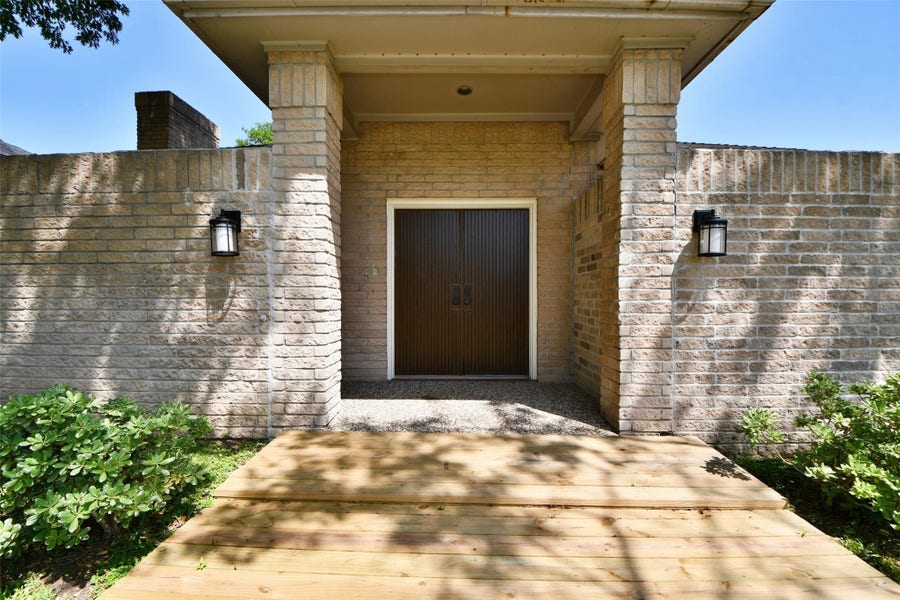 Property photo for 7718 Moondance Lane, Houston, TX