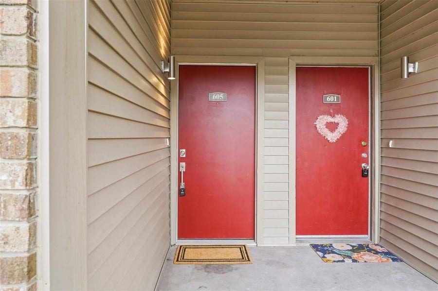 Property photo for 2025 Augusta Drive, #605, Houston, TX