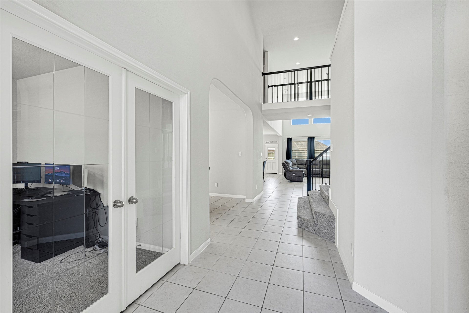 Welcoming Foyer with High Ceilings!
