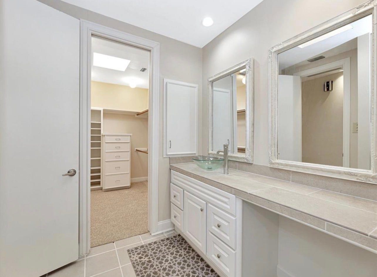 5600 San Felipe Street, #4, Houston, TX 77056 5600 San Felipe Street, #4, Houston, TX 77056