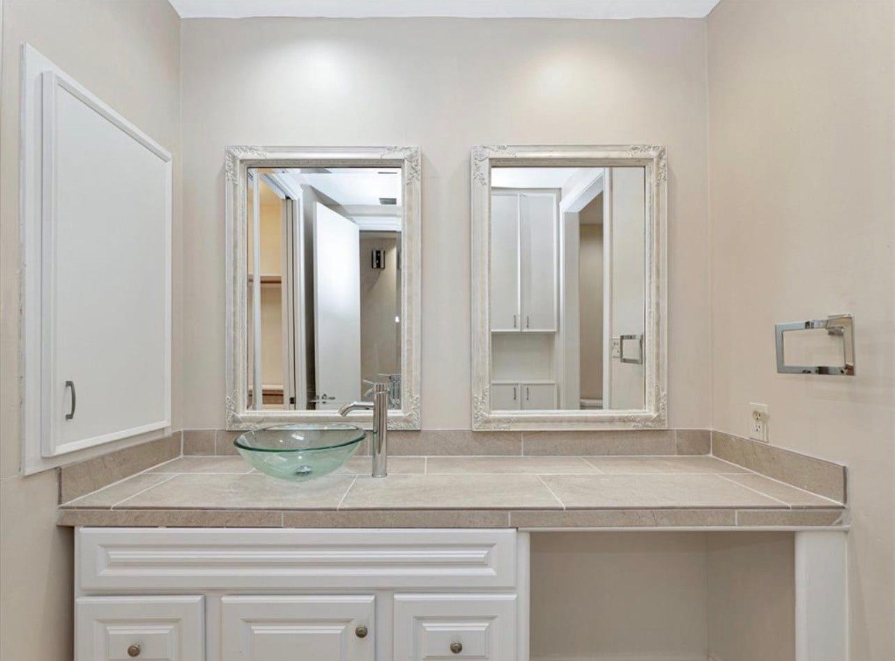 5600 San Felipe Street, #4, Houston, TX 77056 5600 San Felipe Street, #4, Houston, TX 77056