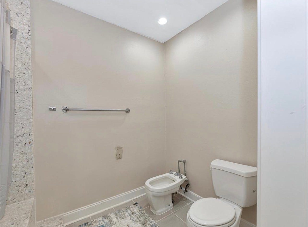 5600 San Felipe Street, #4, Houston, TX 77056 5600 San Felipe Street, #4, Houston, TX 77056