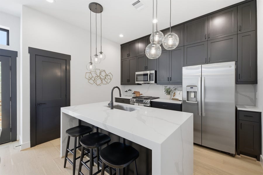 Property photo for 4605 Harrisburg Boulevard, #E, Houston, TX