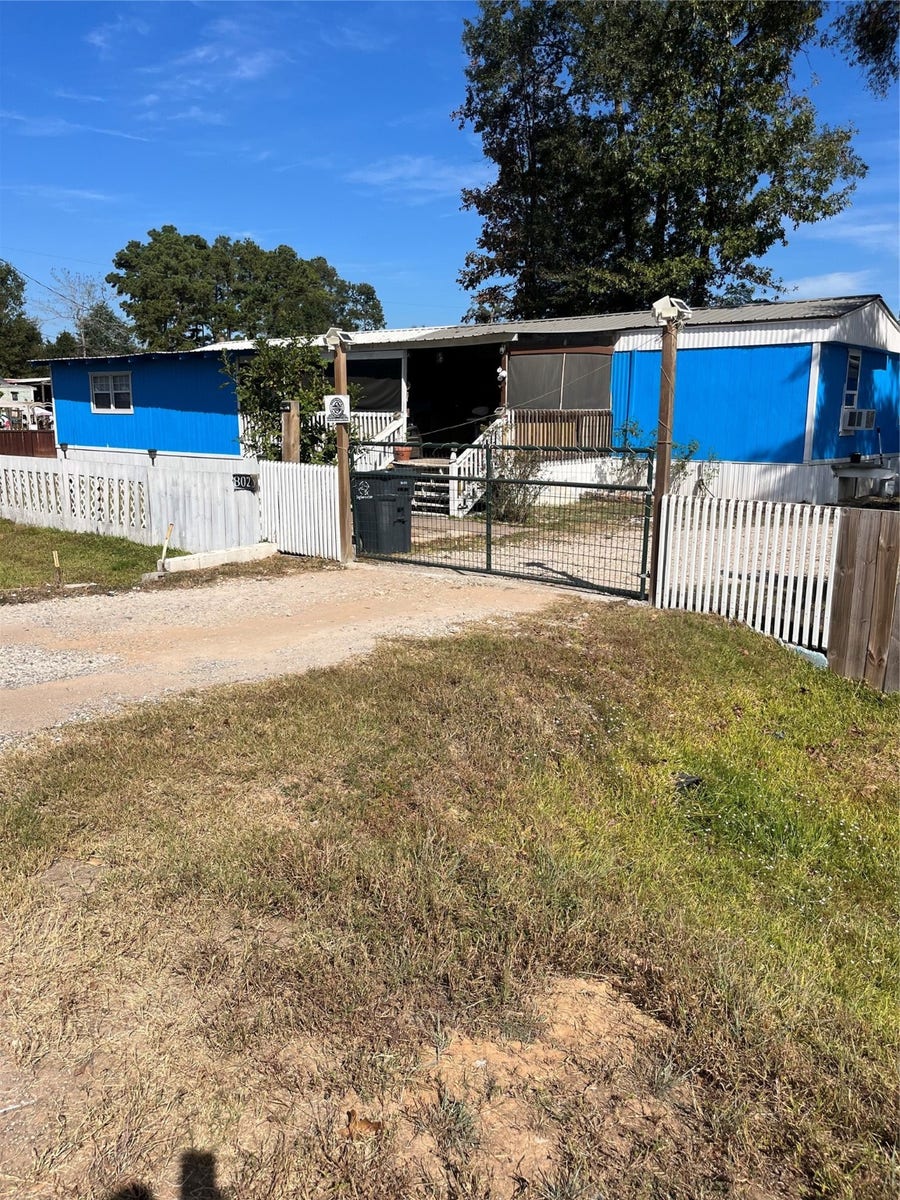Property photo for 8026 Forest Trace Boulevard, Conroe, TX