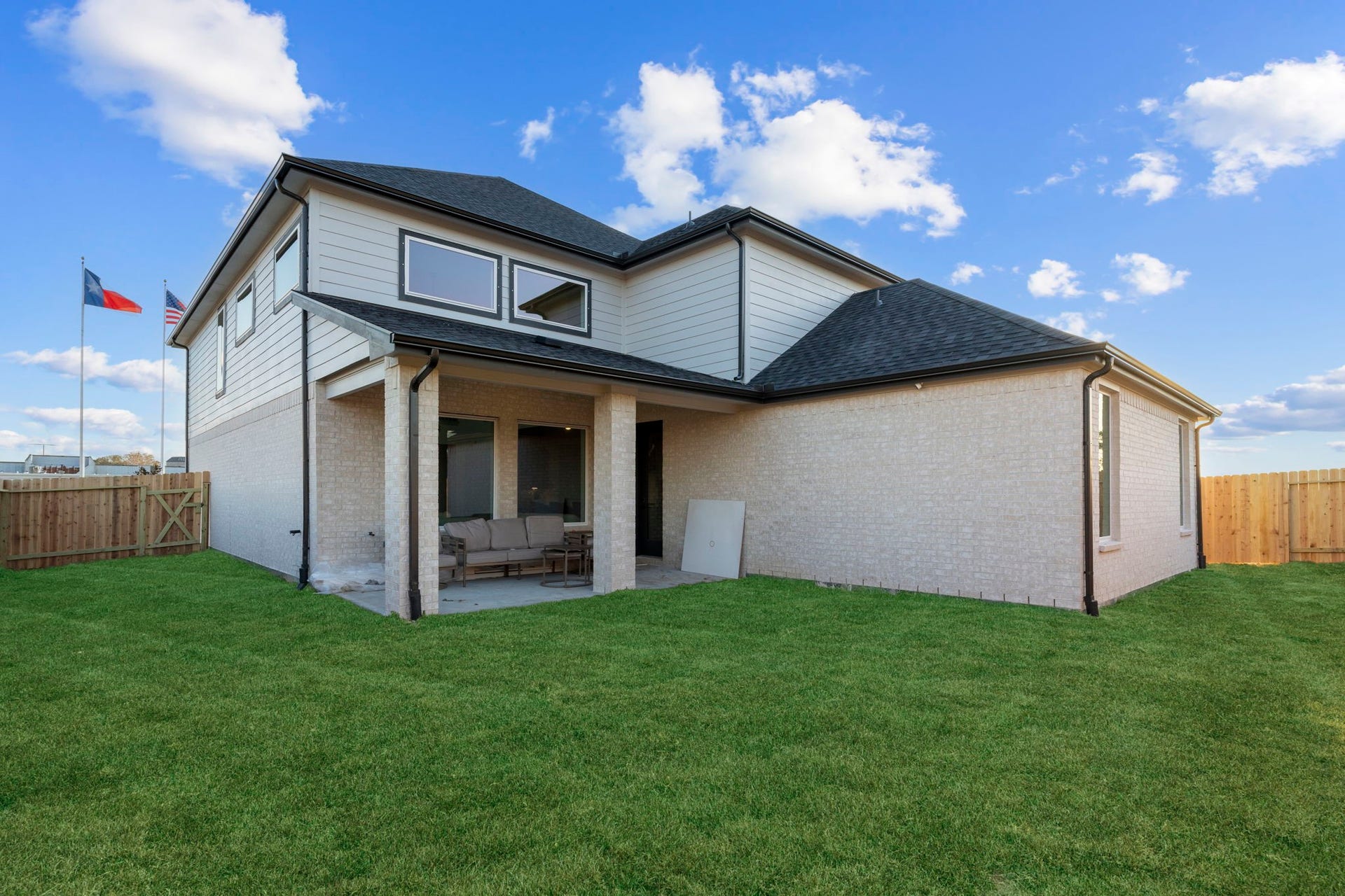 3311 Summercrisp Hollow Lane, Pearland, TX 77581 representative photo