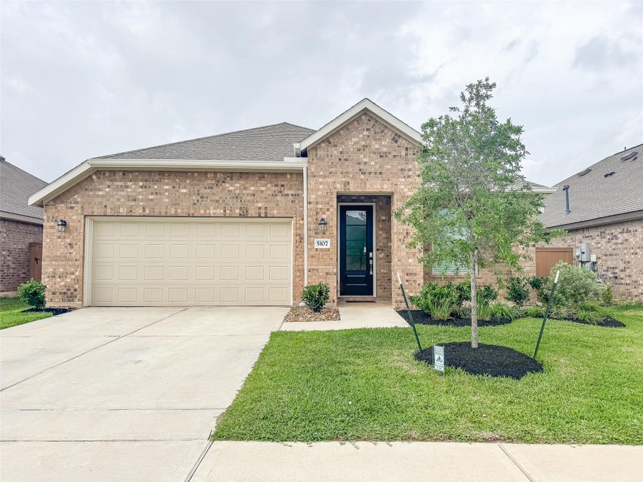 Property photo for 5107 Winslow Grove Drive, Katy, TX