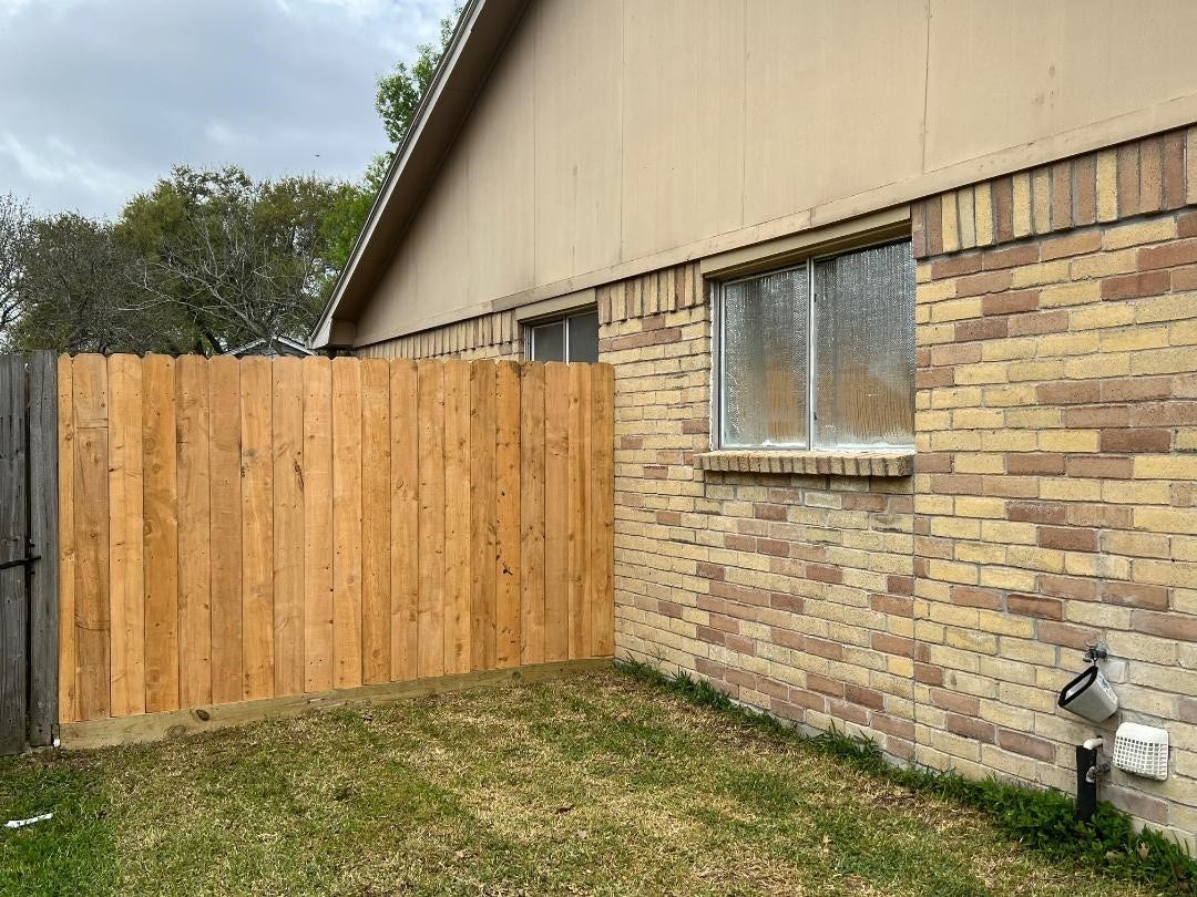 16806 Red Gully Drive, Sugar Land, TX 77498 Outside of fence