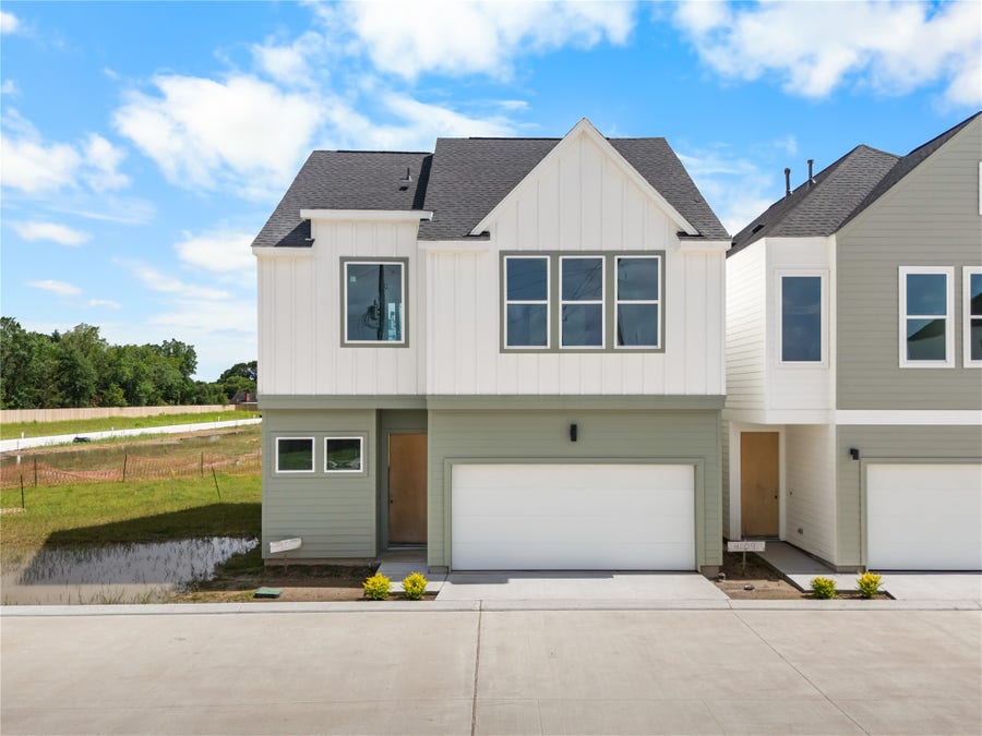 Property photo for 4007 Buffalo Moon Drive, Houston, TX