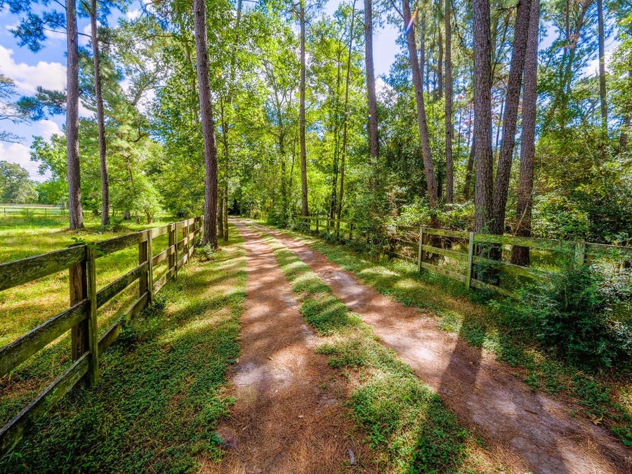 Property photo for 39526 Cimarron Way, Magnolia, TX