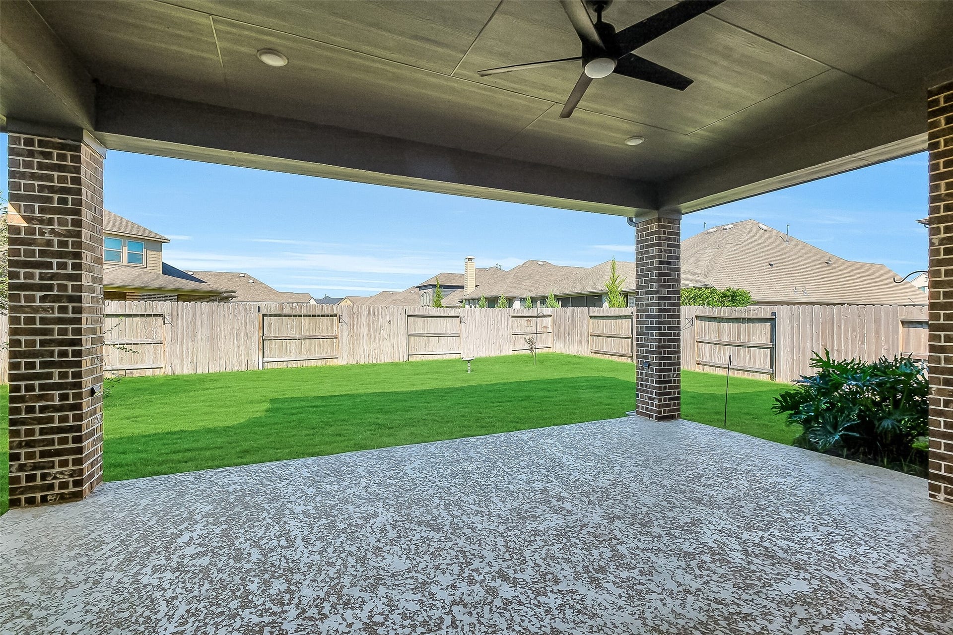 2211 Hays Ranch Drive, Richmond, TX 77469 2211 Hays Ranch Drive, Richmond, TX 77469