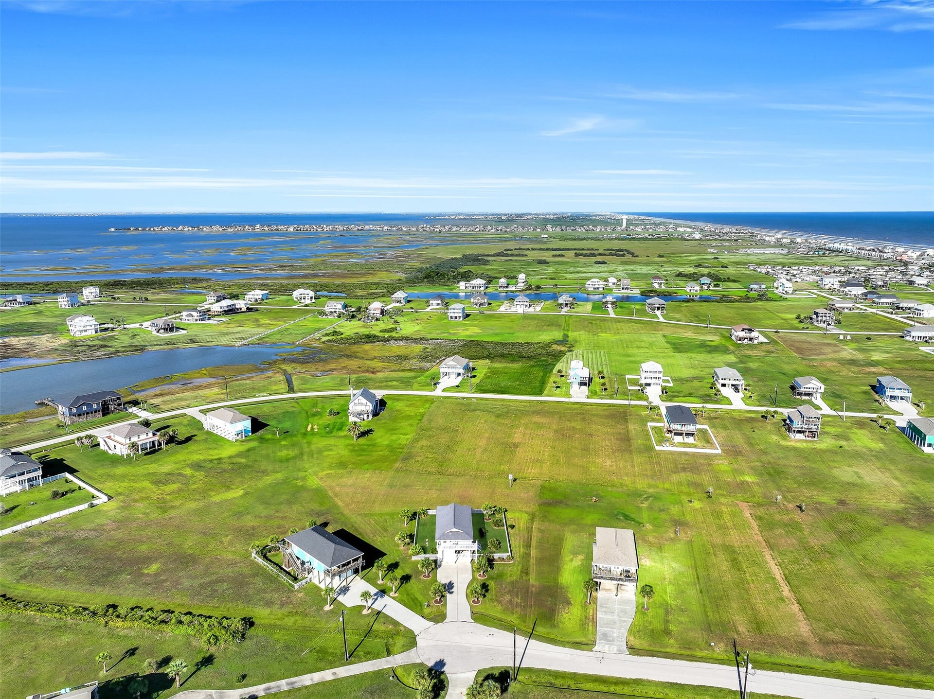 3911 Warrior Court, Galveston, TX 77554 3911 Warrior Court, Galveston, TX 77554