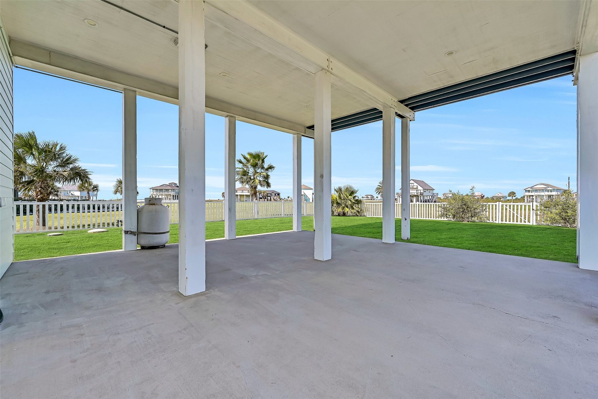 3911 Warrior Court, Galveston, TX 77554 3911 Warrior Court, Galveston, TX 77554