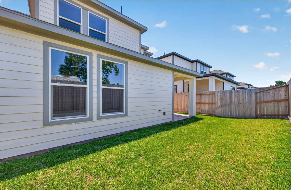 702 Sonfield Drive, Stafford, TX 77477 702 Sonfield Drive, Stafford, TX 77477