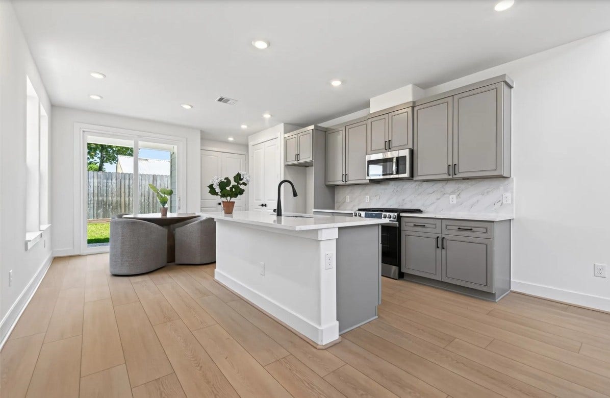 702 Sonfield Drive, Stafford, TX 77477 702 Sonfield Drive, Stafford, TX 77477