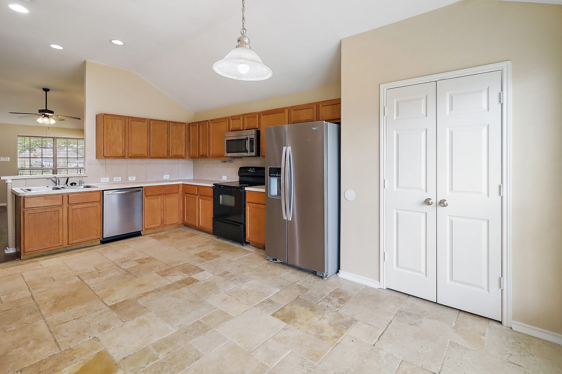 16210 Coral Bay Street, Crosby, TX 77532 16210 Coral Bay Street, Crosby, TX 77532
