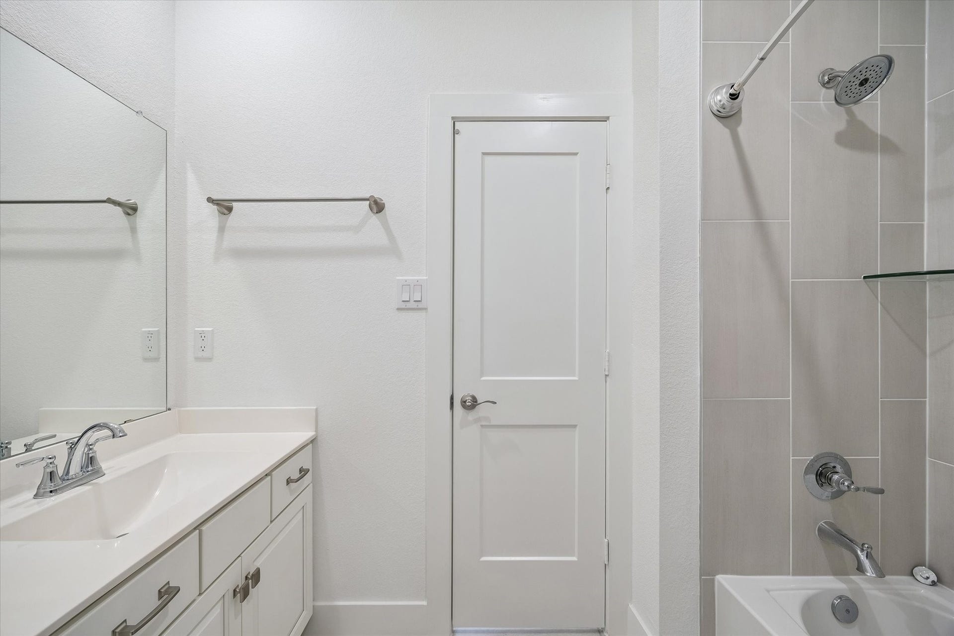 2814 Park Hill Drive, Stafford, TX 77477 2814 Park Hill Drive, Stafford, TX 77477