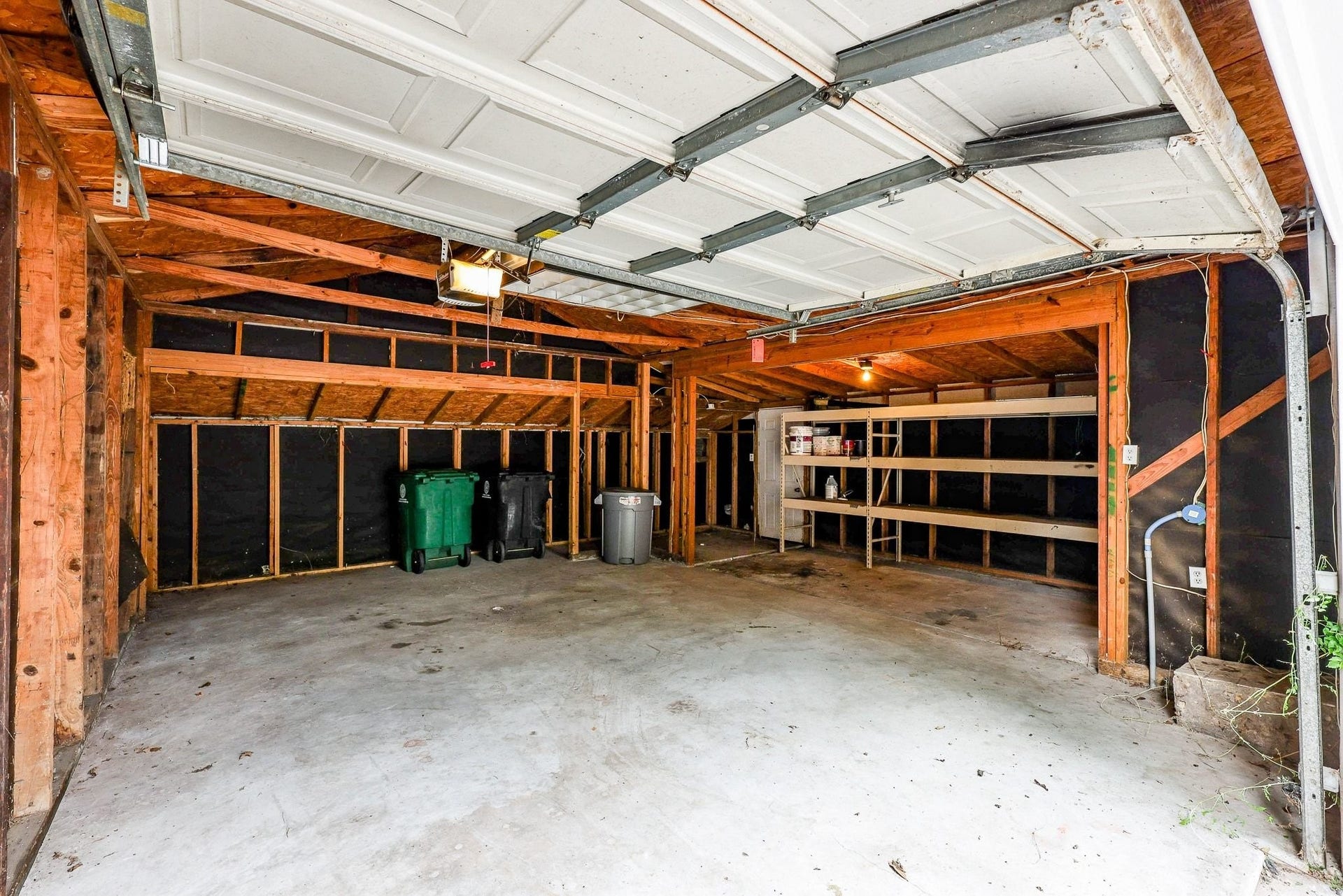 1307 Walton Street, Houston, TX 77009 Detached garage.
