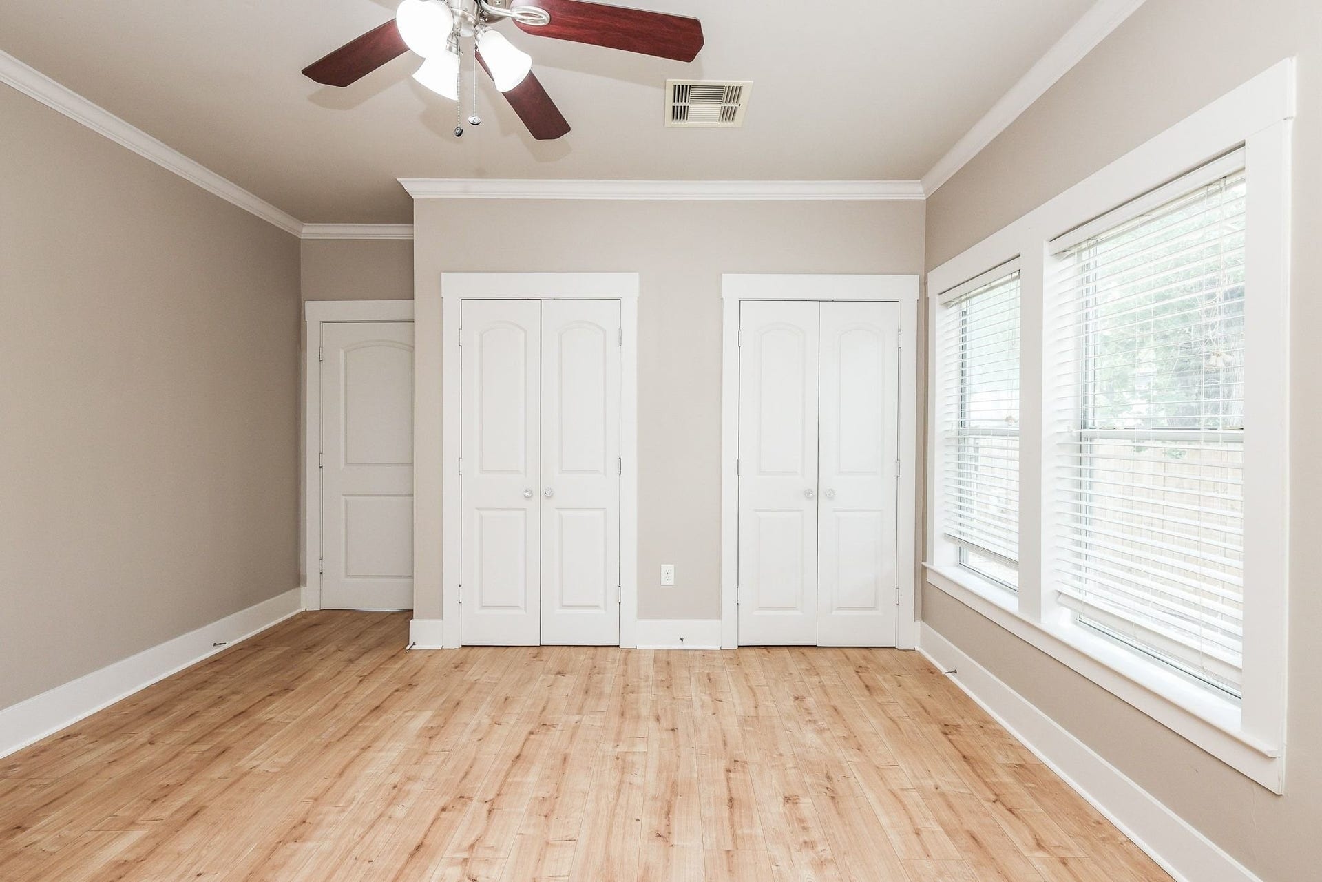 1307 Walton Street, Houston, TX 77009 1307 Walton Street, Houston, TX 77009